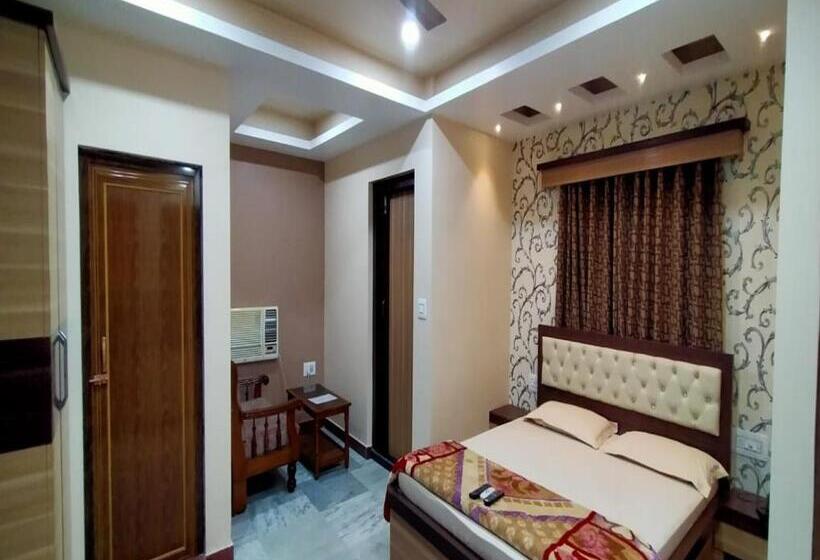 Staymaker Hotel Suraj   Only Indian Citizens Allowed