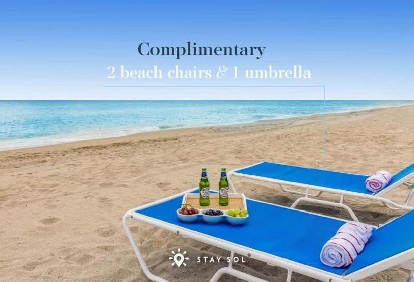 Общежитие Modern Resort With Balcony Near Beach Pool