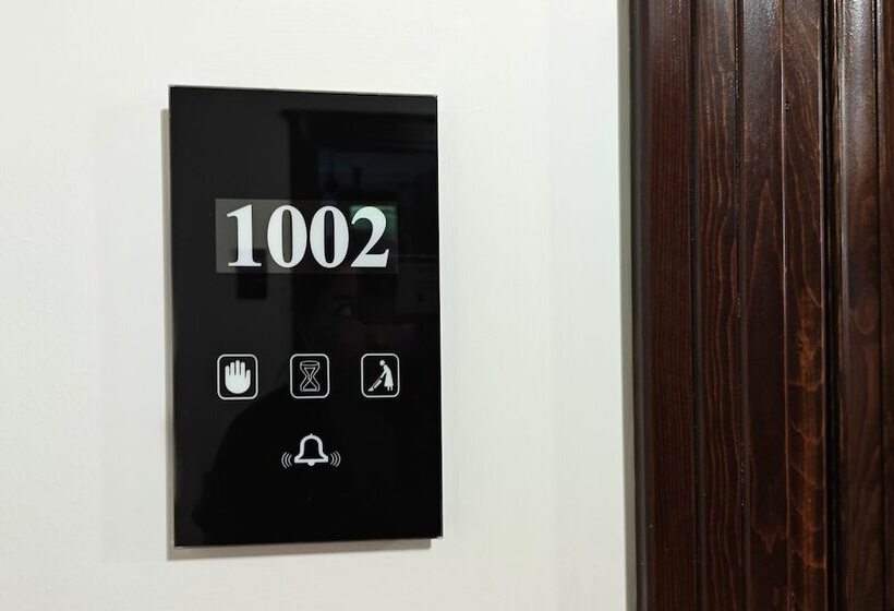 Bed and Breakfast Bender