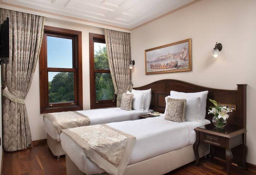 Bed and Breakfast Bender