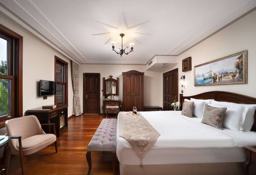 Bed and Breakfast Bender