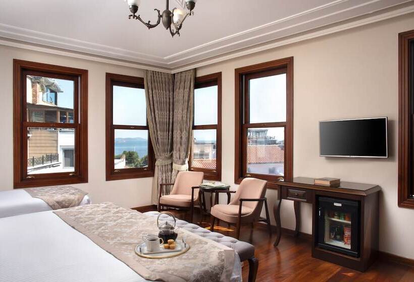 Bed and Breakfast Bender