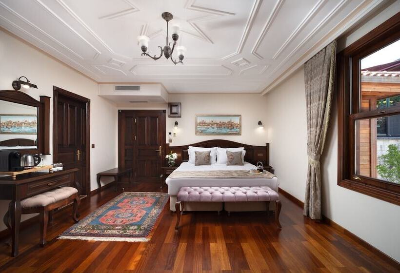 Bed and Breakfast Bender