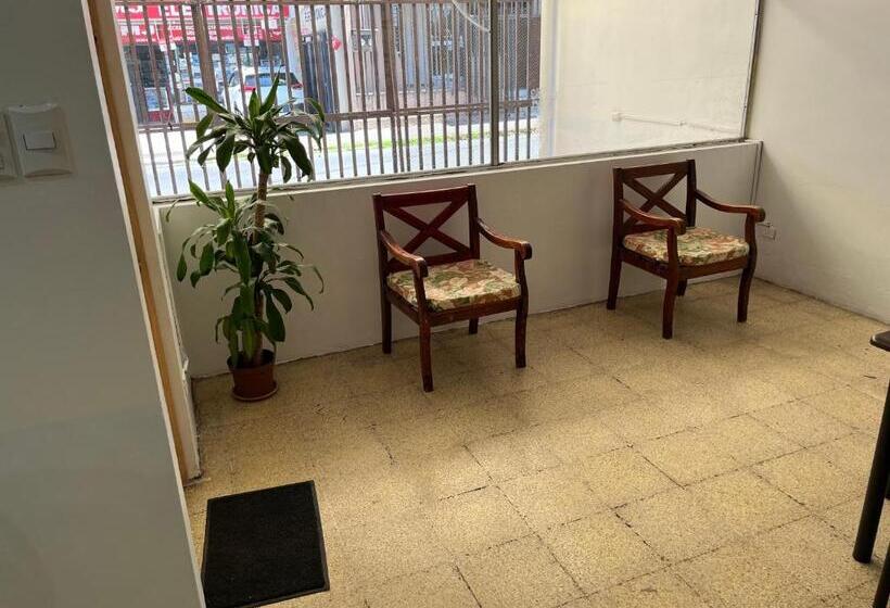 فندق El Parque Bed And Breakfast