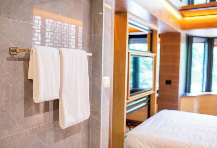 هتل Hanami Design