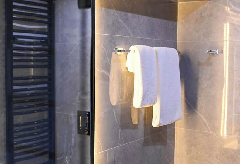 هتل Hanami Design