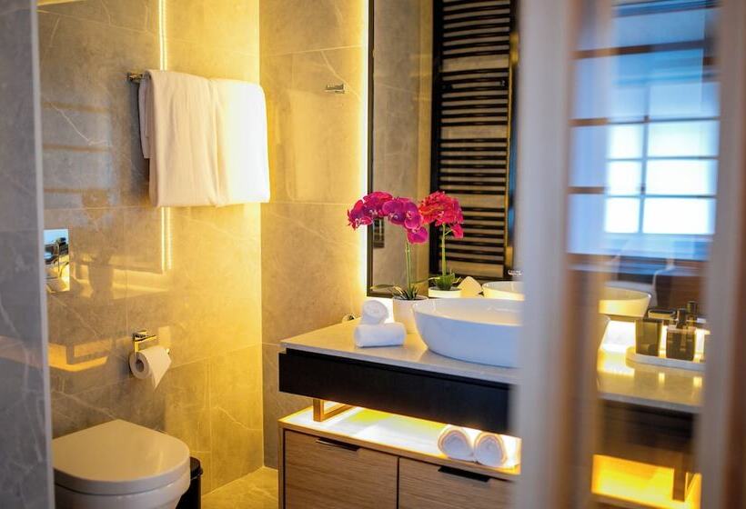 هتل Hanami Design