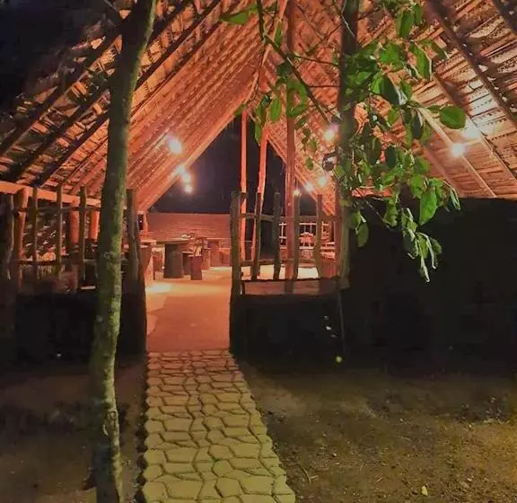 ホテル Monara Arana Farm Resort