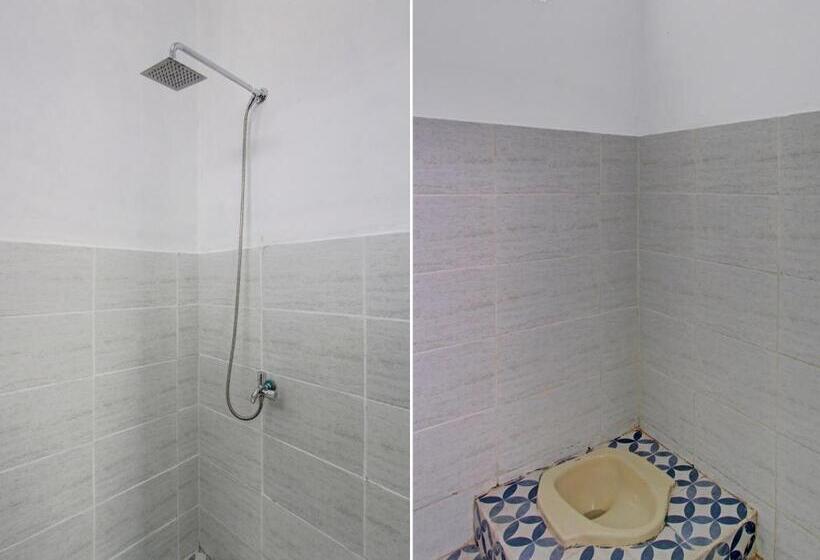 Отель Spot On 92490 Casa Homestay Syariah