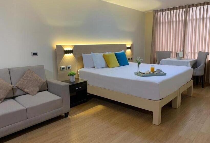 Acuario Hotel & Suite