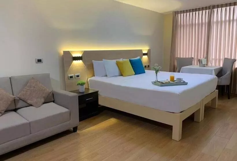 Acuario Hotel & Suite