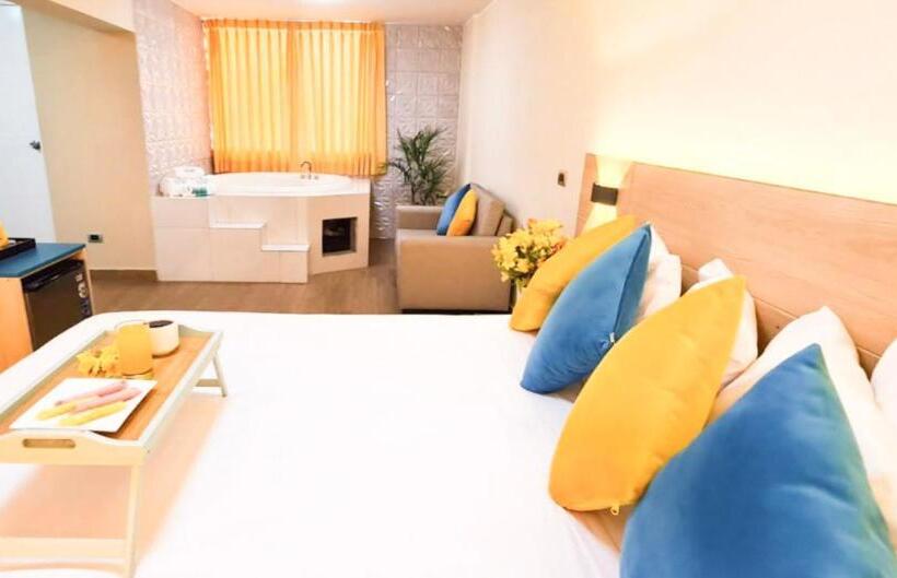 Acuario Hotel & Suite