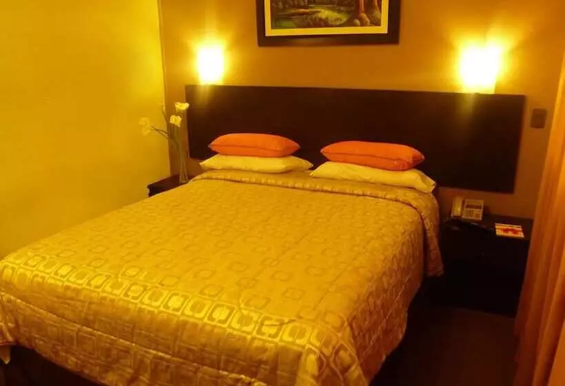 Acuario Hotel & Suite