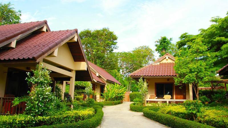 Ao Cho Grandview Hideaway Resort