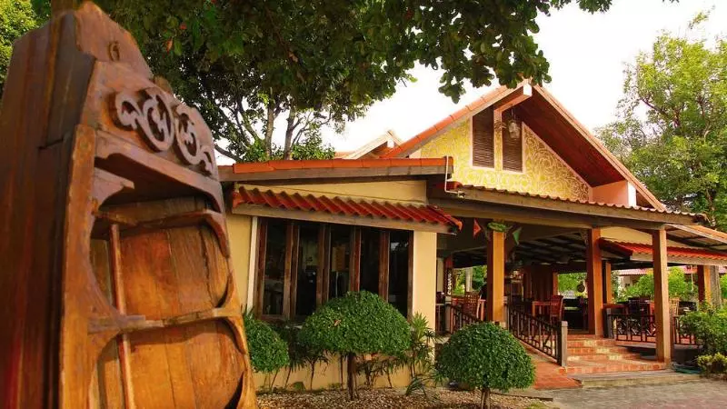 Ao Cho Grandview Hideaway Resort