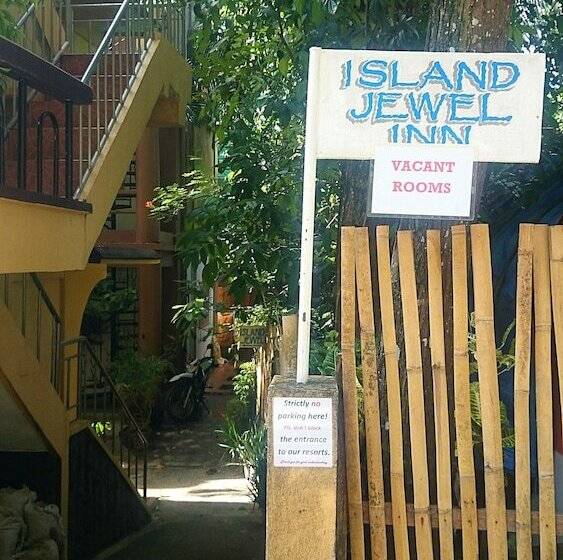 Bed and Breakfast Island Jewel Inn