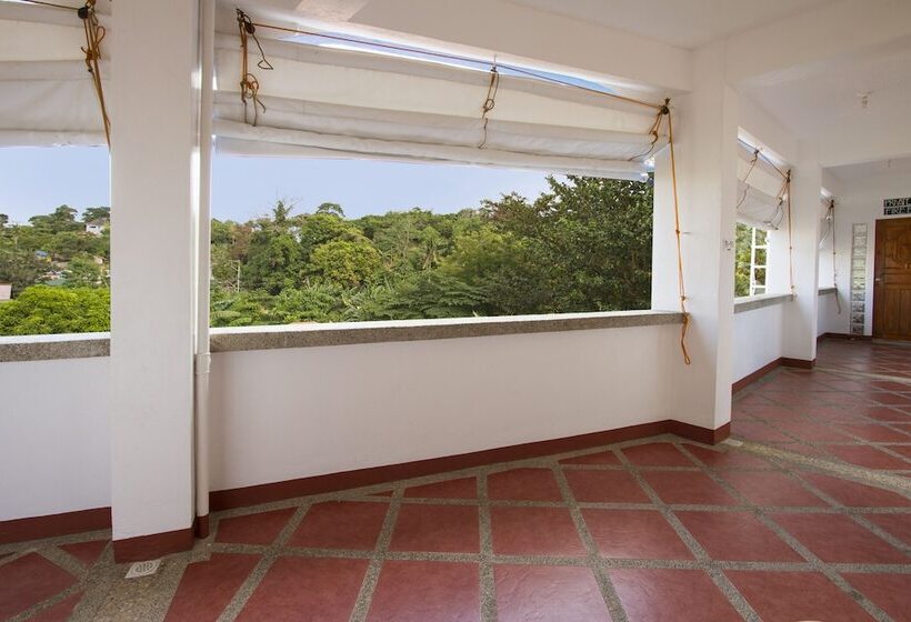 Bed and Breakfast Island Jewel Inn