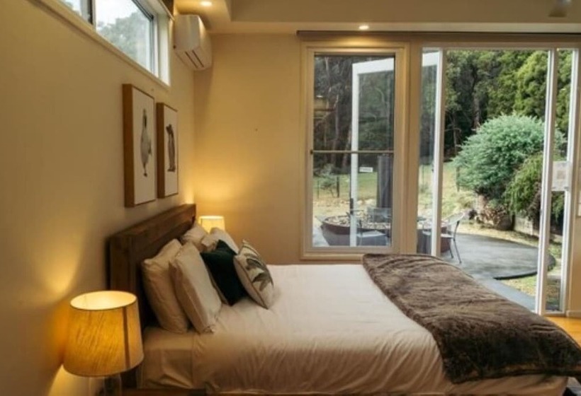 Deville At Healesville