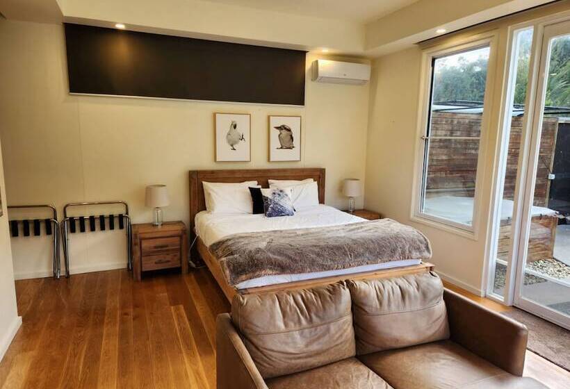 Deville At Healesville