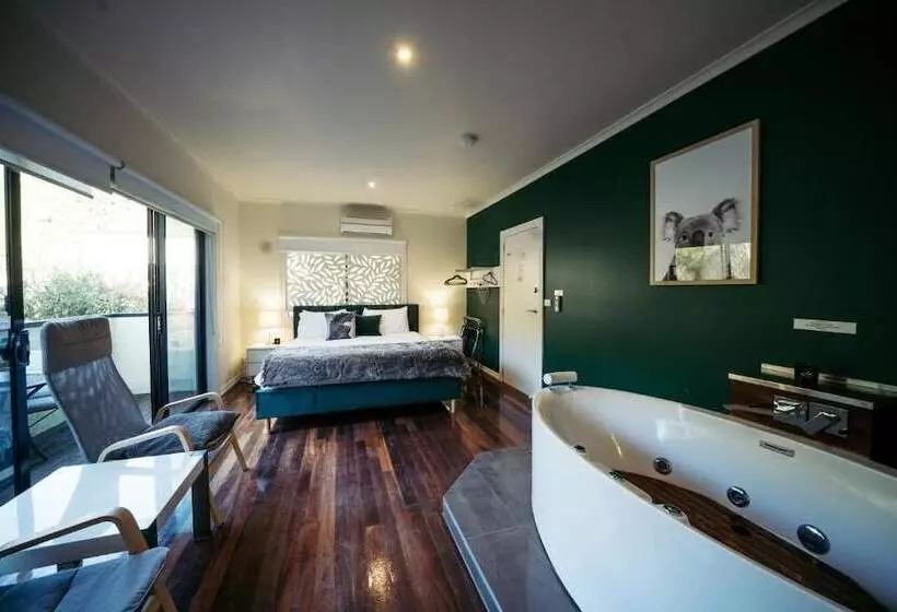 Deville At Healesville