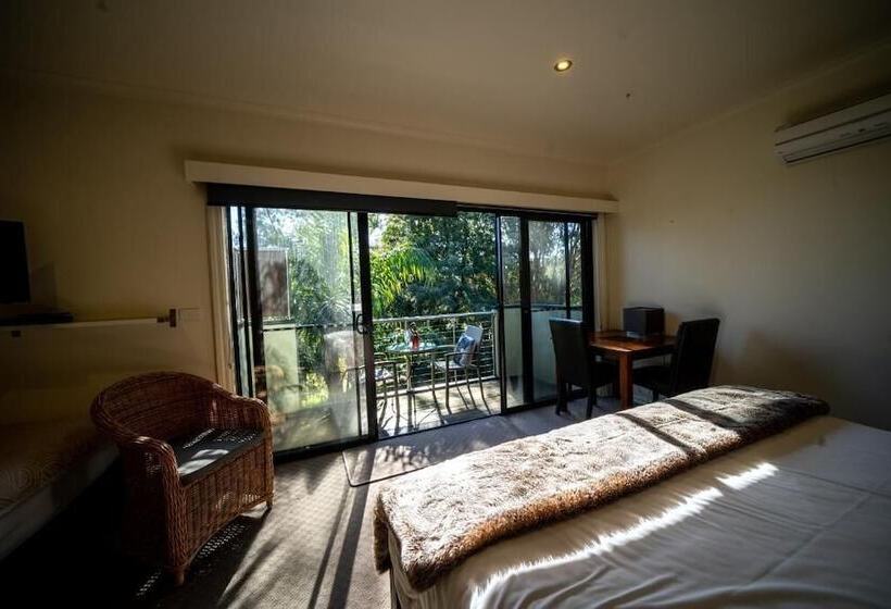 Deville At Healesville