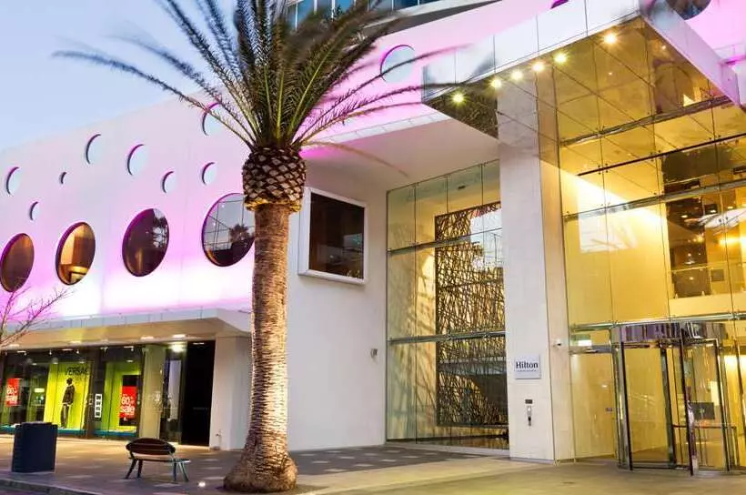 Hilton Surfers Paradise Hotel & Residences