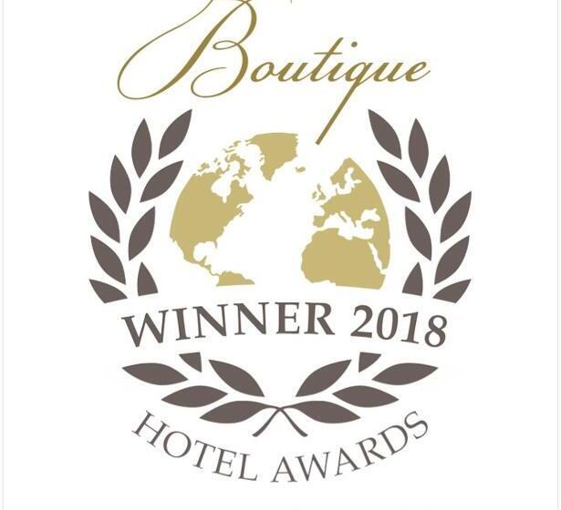 Отель Aurora Estate