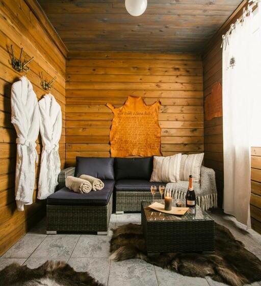 Отель Aurora Estate