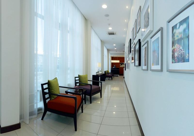 ホテル Courtyard By Marriott Nizhny Novgorod City Center