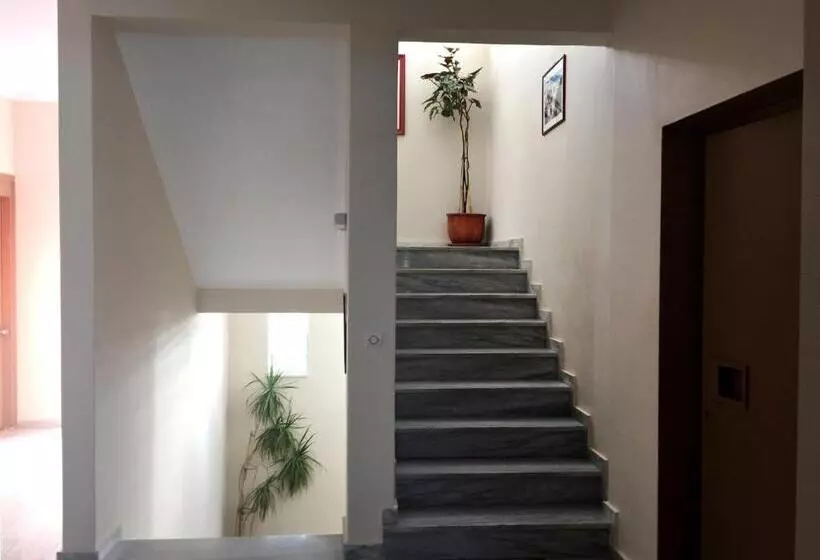 בית מלון כפרי Golden Sun