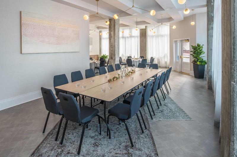 호텔 The Hi Lo, Autograph Collection