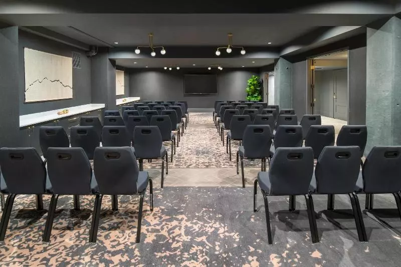 Hotel The Hi Lo, Autograph Collection