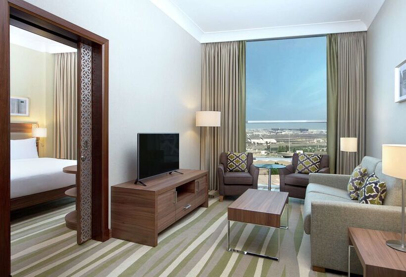 هتل Hilton Garden Inn Dubai Deira