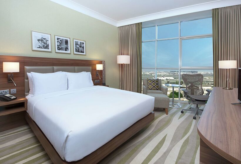 هتل Hilton Garden Inn Dubai Deira