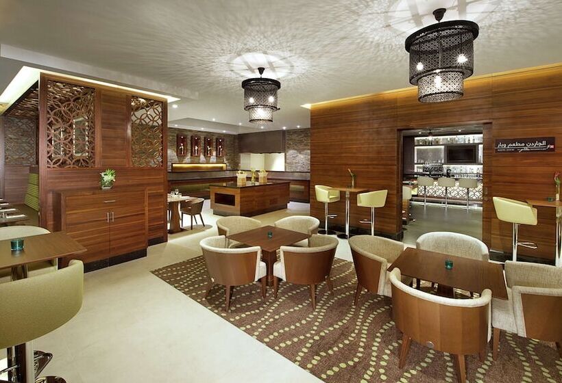 هتل Hilton Garden Inn Dubai Deira