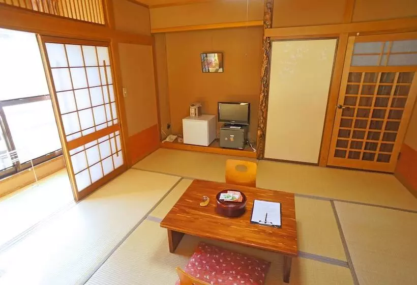 هتل Hot Spring Inn Banya