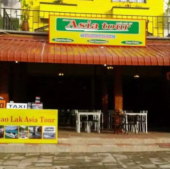 Hotelli Khao Lak Traveller Lodge