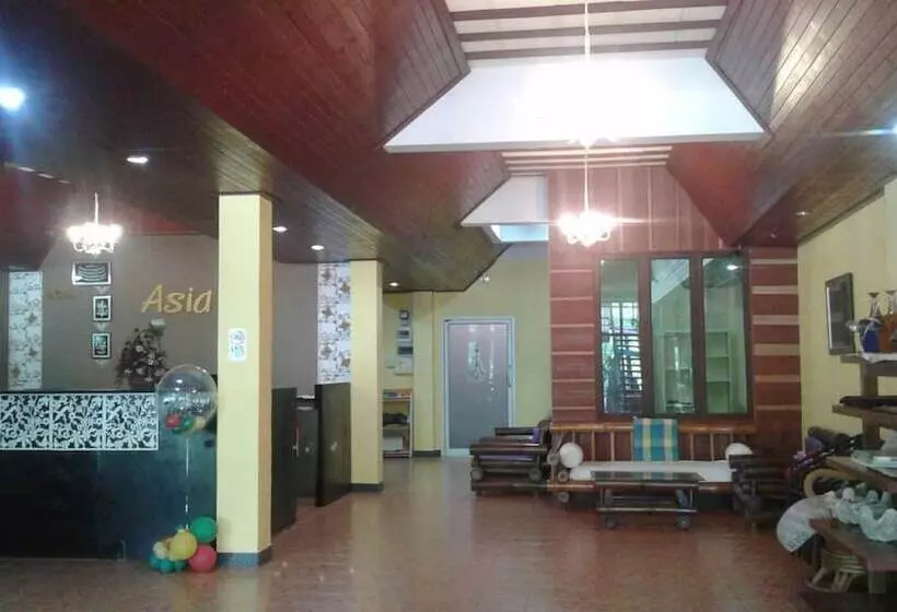 Hotelli Khao Lak Traveller Lodge