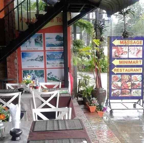 Hotelli Khao Lak Traveller Lodge