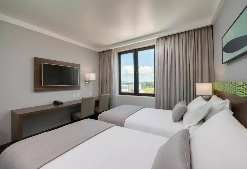 Szálloda Linx Confins