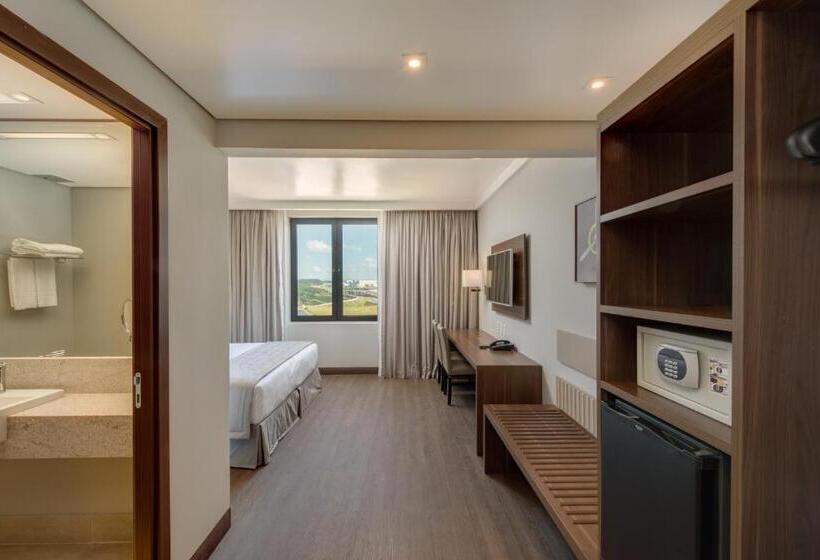 Отель Linx Confins