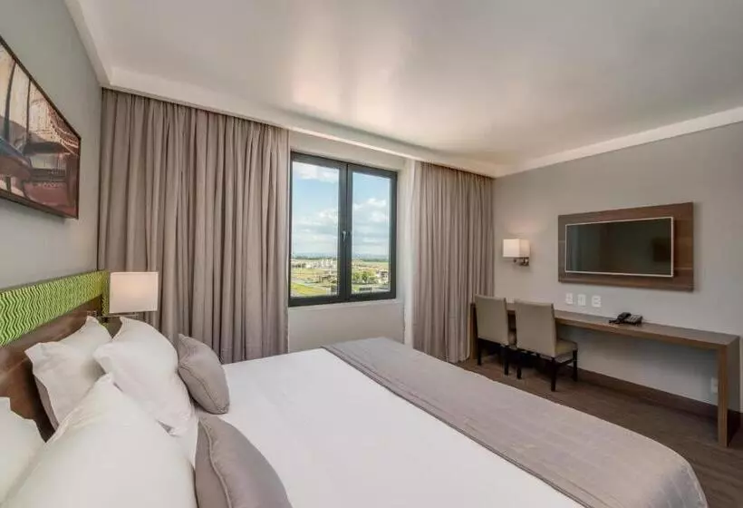 Szálloda Linx Confins