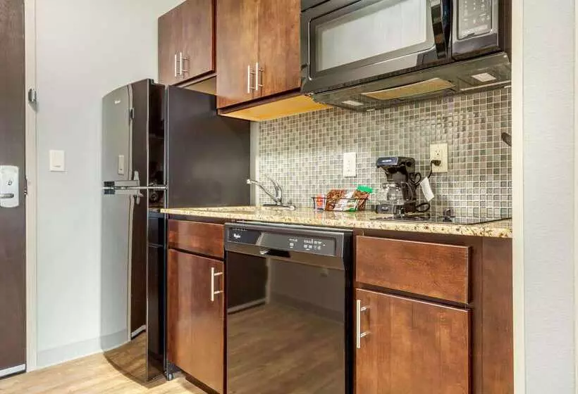 هتل Mainstay Suites Lincoln University Area