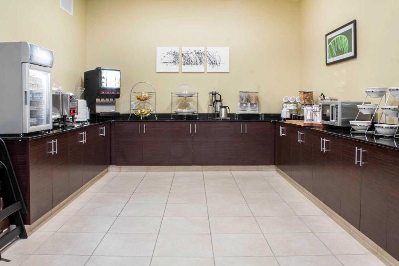 فندق Mainstay Suites Lincoln University Area