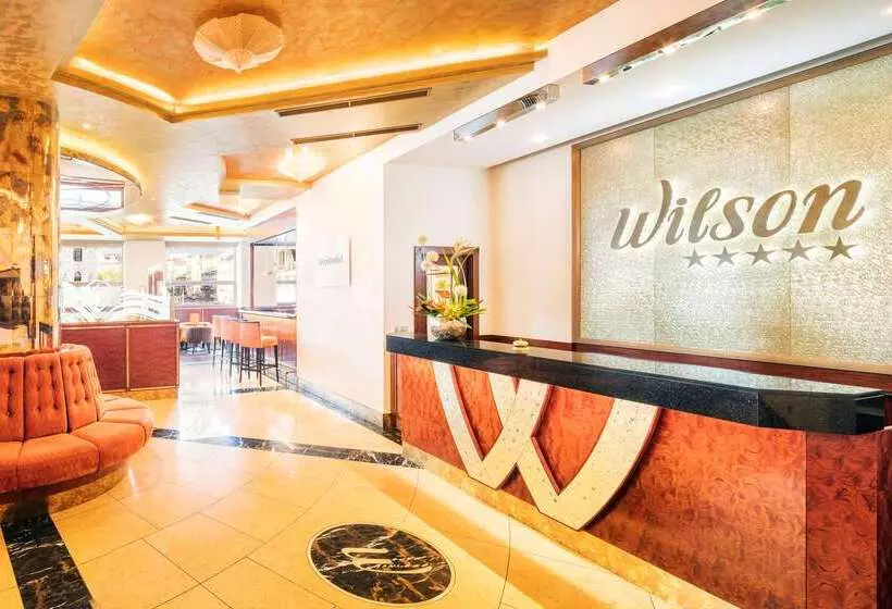 هتل Occidental Praha Wilson