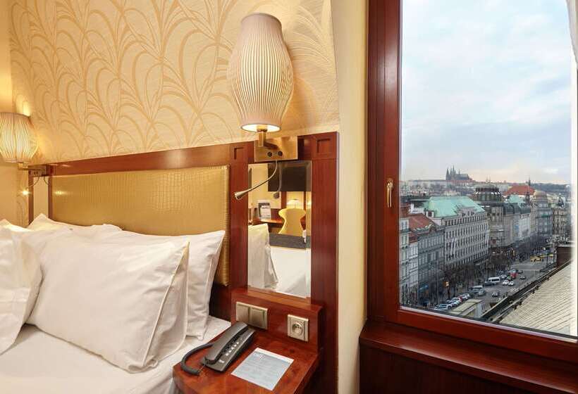 هتل Occidental Praha Wilson
