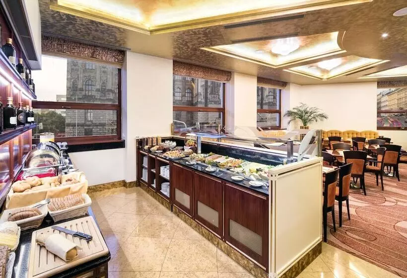 هتل Occidental Praha Wilson