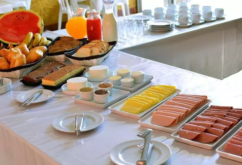 فندق Pinheirinho