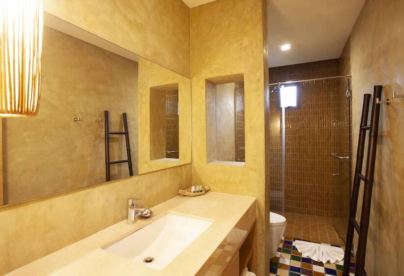 هتل Prana Resort Nandana