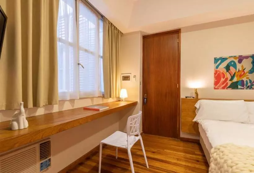 هتل Sacha Mistol Art